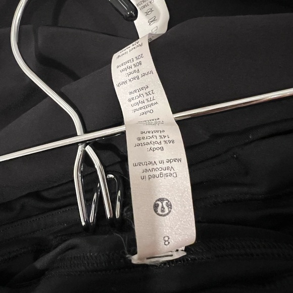 Lululemon size 6 pleated skirt black - Picture 9 of 11